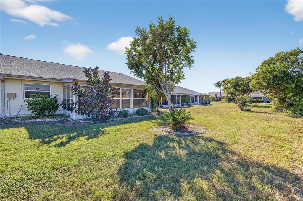 For Sale: $175,000 (2 beds, 2 baths, 1516 Square Feet)