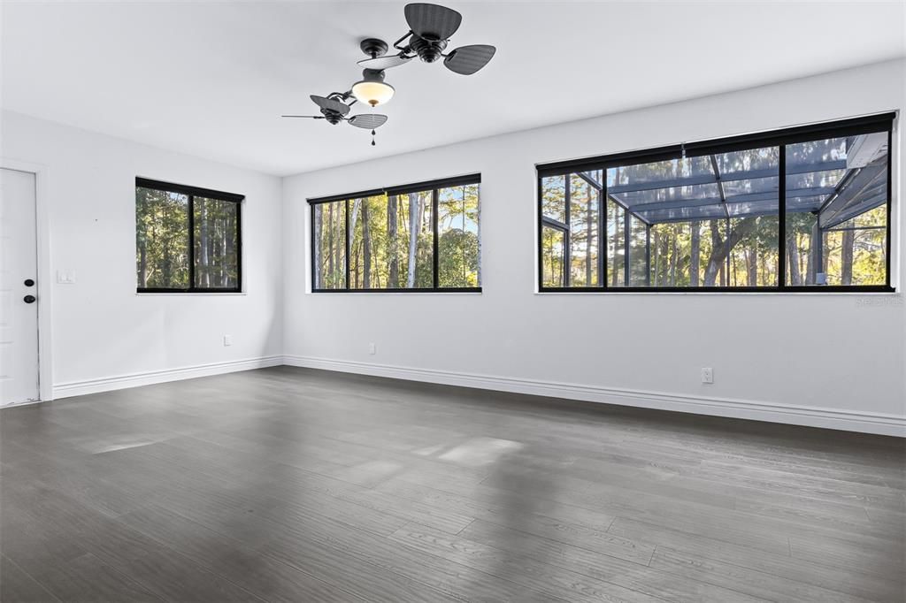 Active With Contract: $575,000 (3 beds, 2 baths, 2879 Square Feet)