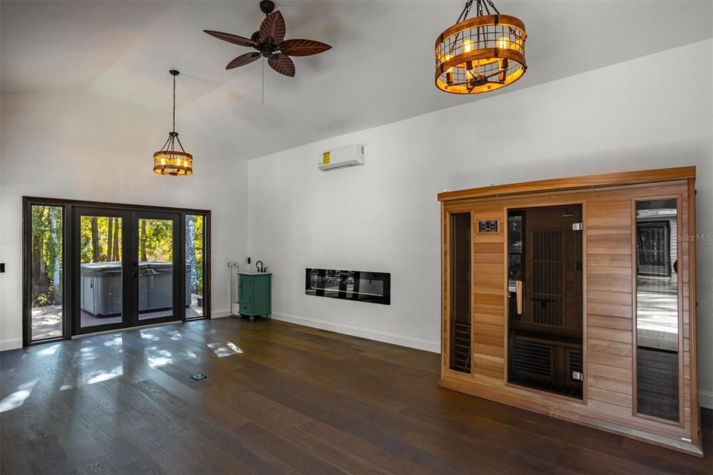 Active With Contract: $575,000 (3 beds, 2 baths, 2879 Square Feet)