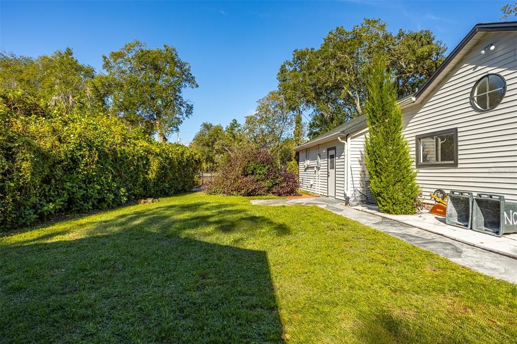 Active With Contract: $575,000 (3 beds, 2 baths, 2879 Square Feet)