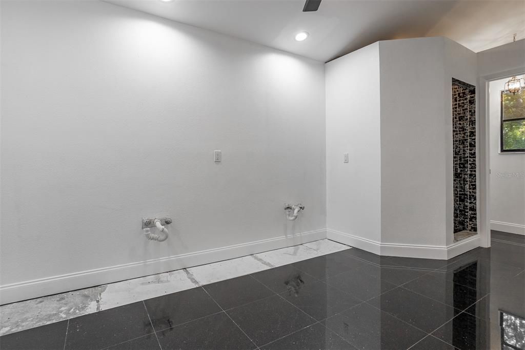 Active With Contract: $575,000 (3 beds, 2 baths, 2879 Square Feet)