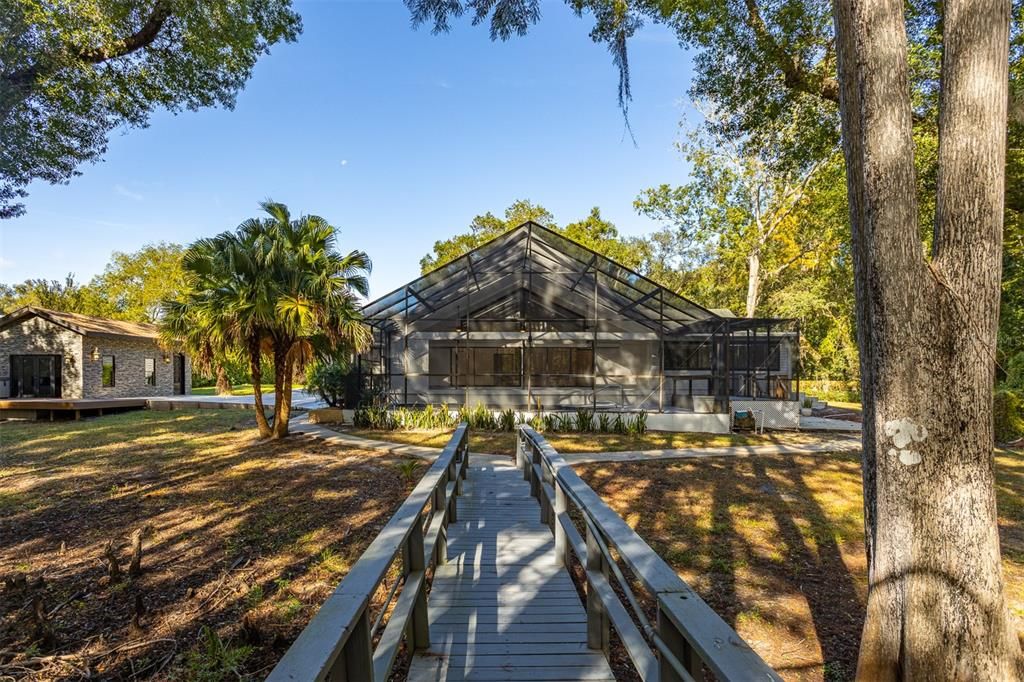 Active With Contract: $575,000 (3 beds, 2 baths, 2879 Square Feet)