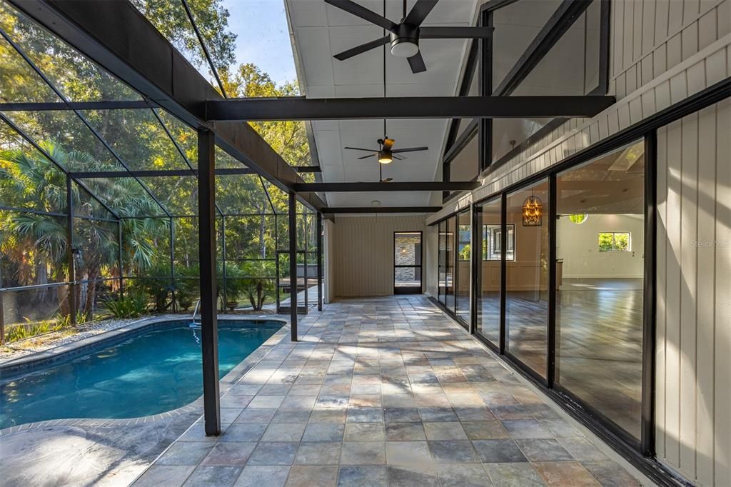 Active With Contract: $575,000 (3 beds, 2 baths, 2879 Square Feet)