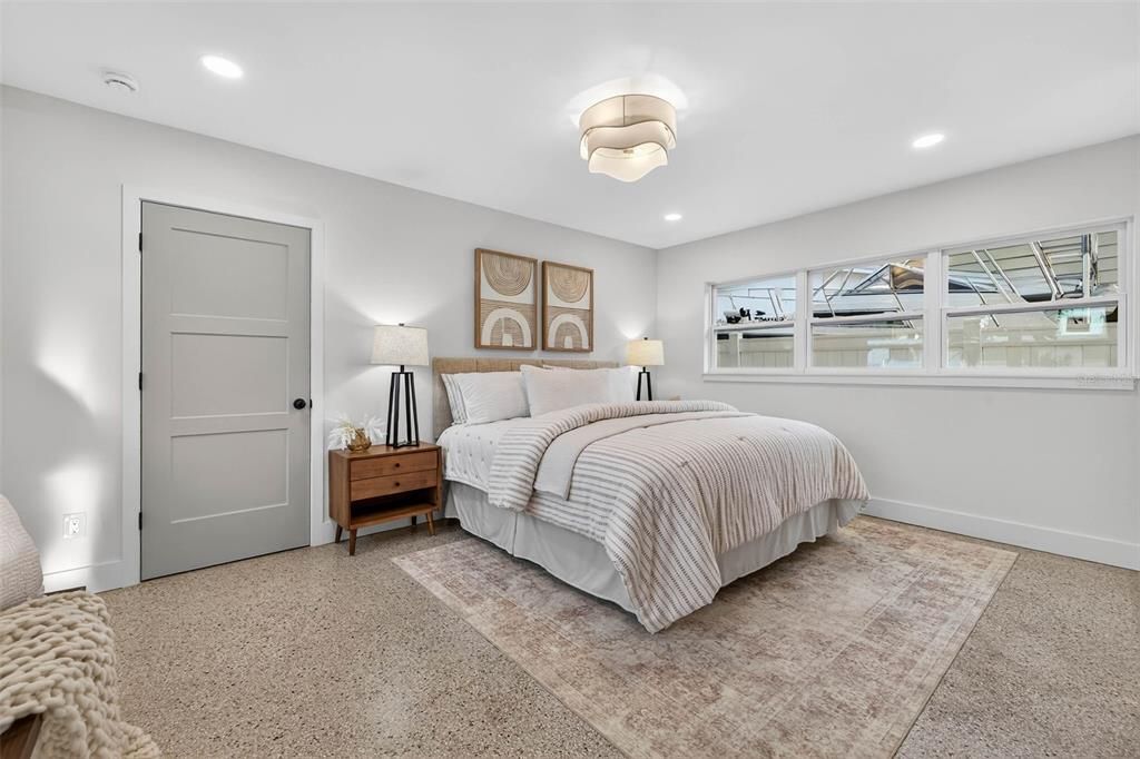 Active With Contract: $700,000 (3 beds, 2 baths, 1870 Square Feet)