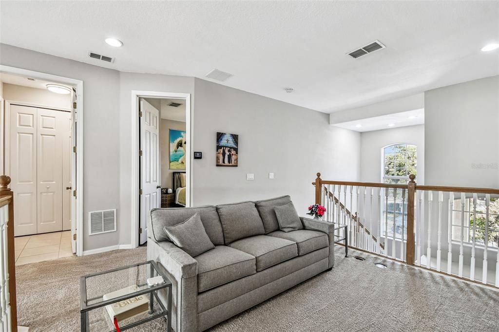 На продажу: $368,500 (3 спален, 2 ванн, 1759 Квадратных фут)