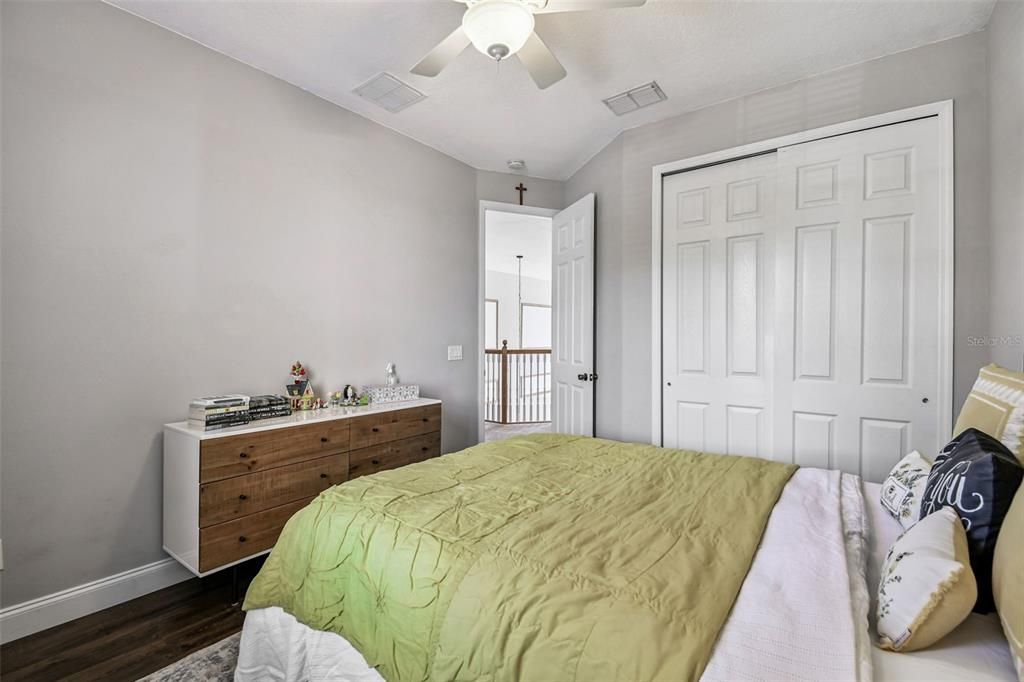 На продажу: $368,500 (3 спален, 2 ванн, 1759 Квадратных фут)