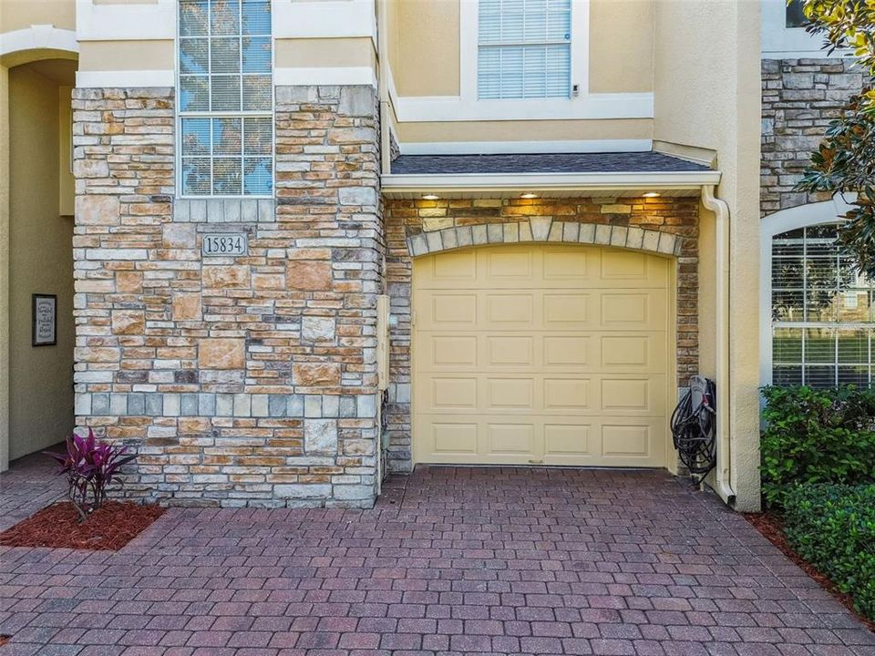 На продажу: $368,500 (3 спален, 2 ванн, 1759 Квадратных фут)