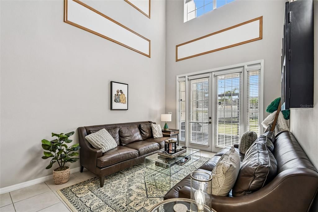 На продажу: $368,500 (3 спален, 2 ванн, 1759 Квадратных фут)