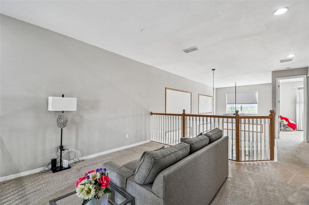 На продажу: $368,500 (3 спален, 2 ванн, 1759 Квадратных фут)