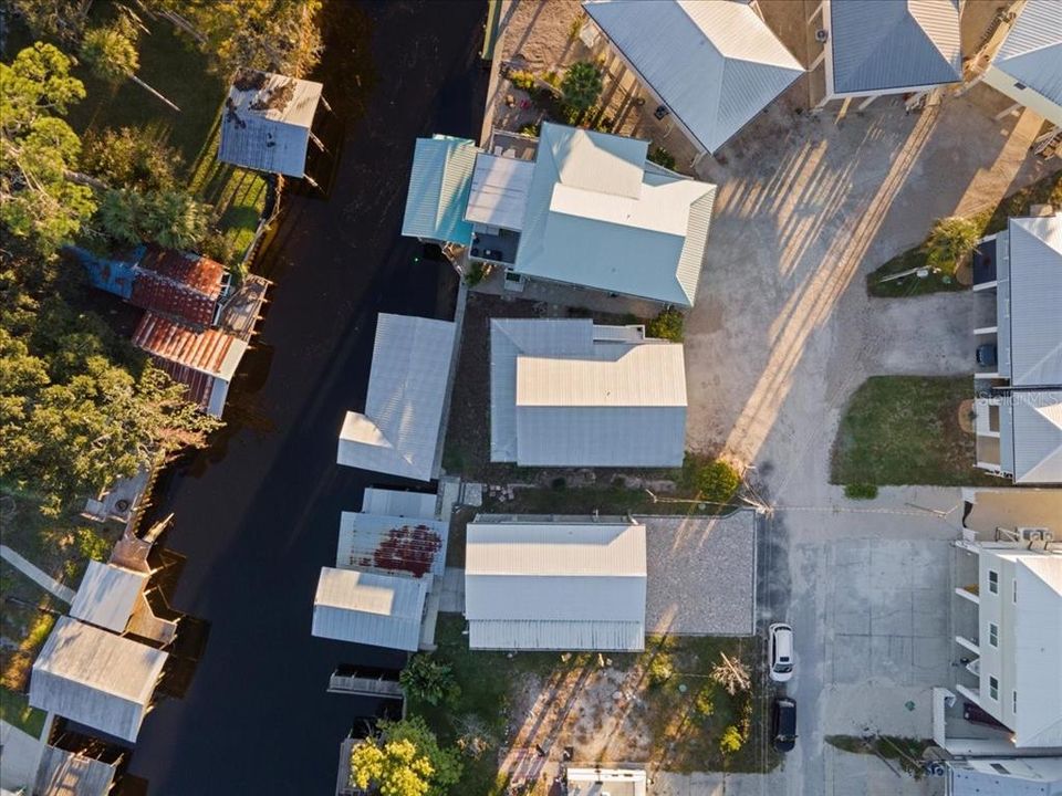 For Sale: $435,000 (2 beds, 2 baths, 1120 Square Feet)