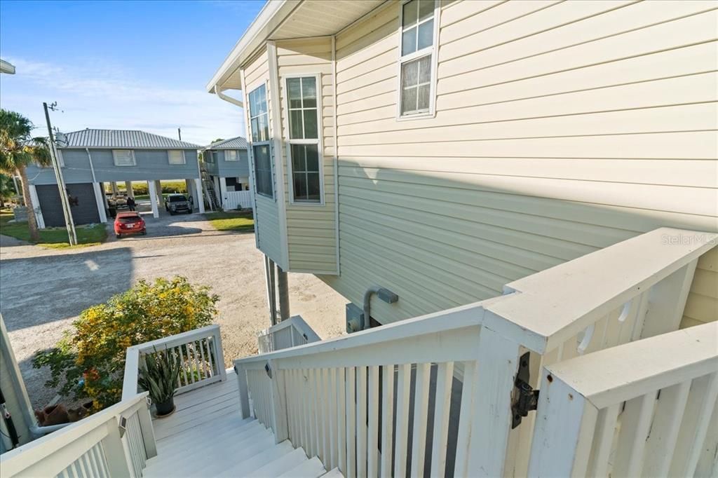 For Sale: $435,000 (2 beds, 2 baths, 1120 Square Feet)