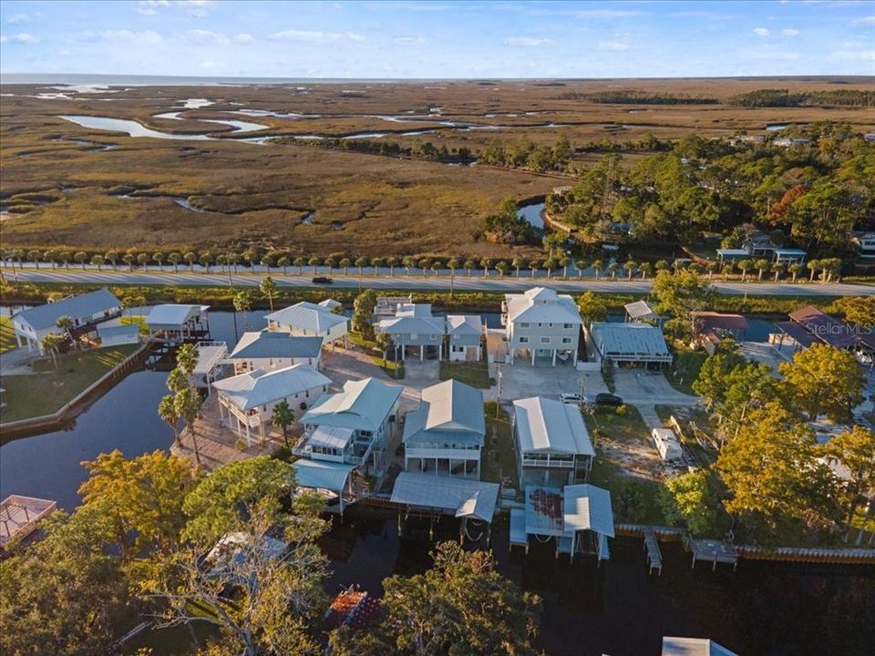 For Sale: $435,000 (2 beds, 2 baths, 1120 Square Feet)