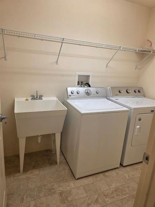 En Venta: $364,900 (3 camas, 2 baños, 1357 Pies cuadrados)