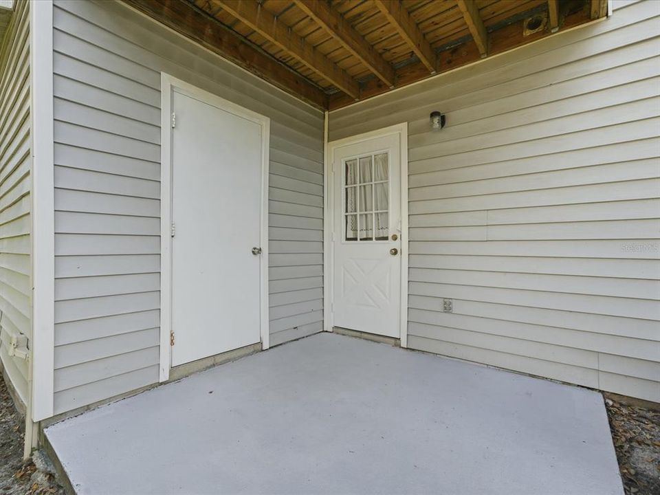 For Sale: $116,500 (1 beds, 1 baths, 658 Square Feet)