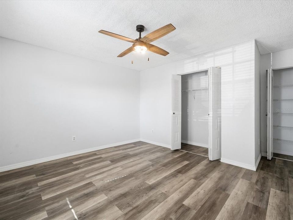 For Sale: $116,500 (1 beds, 1 baths, 658 Square Feet)