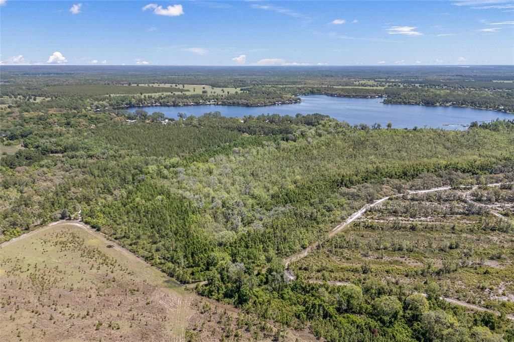 На продажу: $229,000 (30.45 acres)
