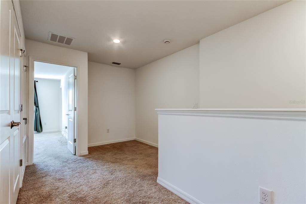 待售: $300,000 (3 贝兹, 2 浴室, 1582 平方英尺)