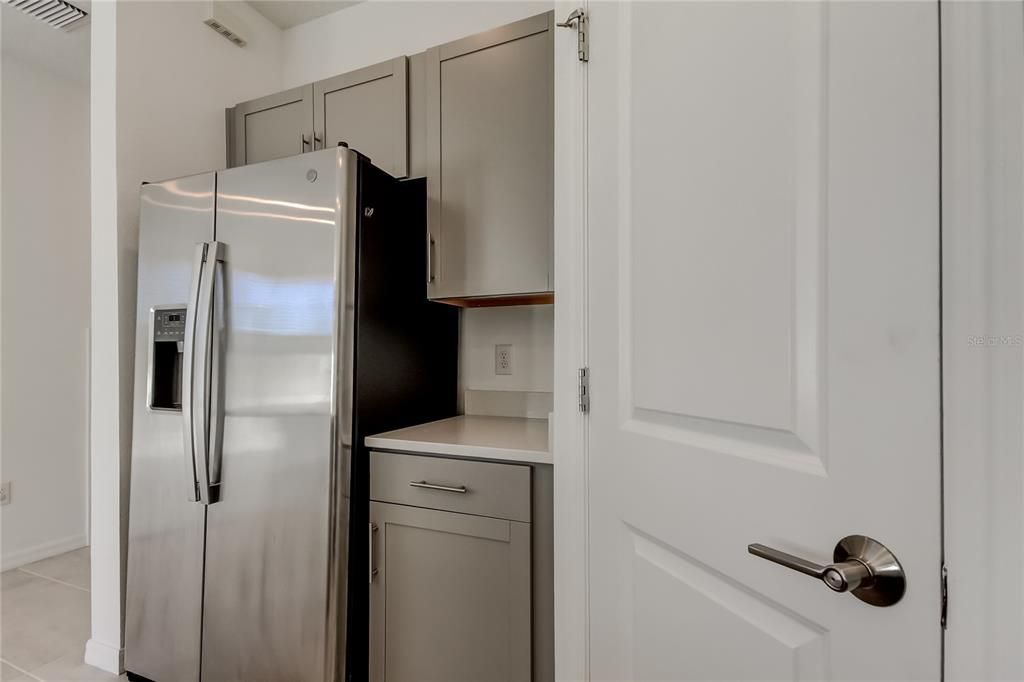 待售: $300,000 (3 贝兹, 2 浴室, 1582 平方英尺)