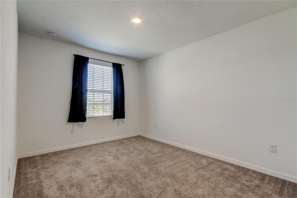 待售: $300,000 (3 贝兹, 2 浴室, 1582 平方英尺)