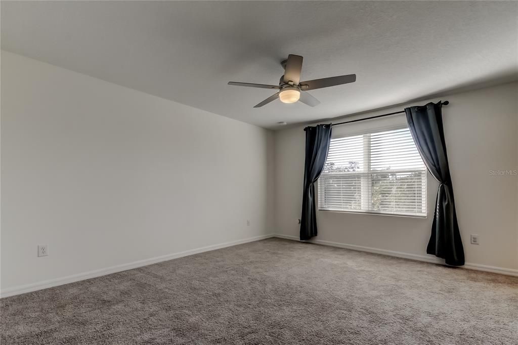 待售: $300,000 (3 贝兹, 2 浴室, 1582 平方英尺)