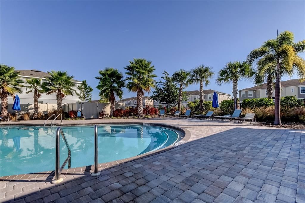 待售: $300,000 (3 贝兹, 2 浴室, 1582 平方英尺)