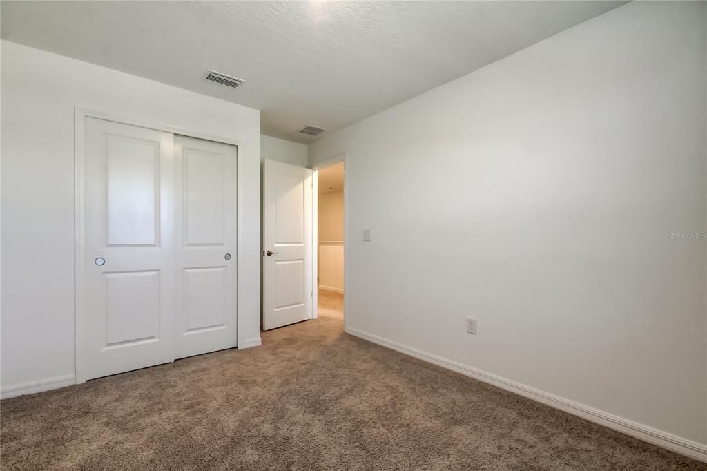 待售: $300,000 (3 贝兹, 2 浴室, 1582 平方英尺)