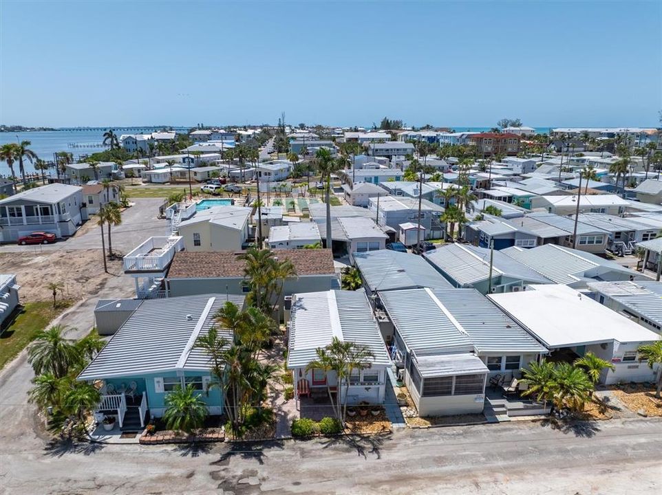 For Sale: $249,900 (1 beds, 1 baths, 528 Square Feet)