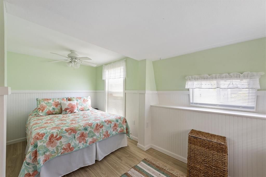 For Sale: $249,900 (1 beds, 1 baths, 528 Square Feet)