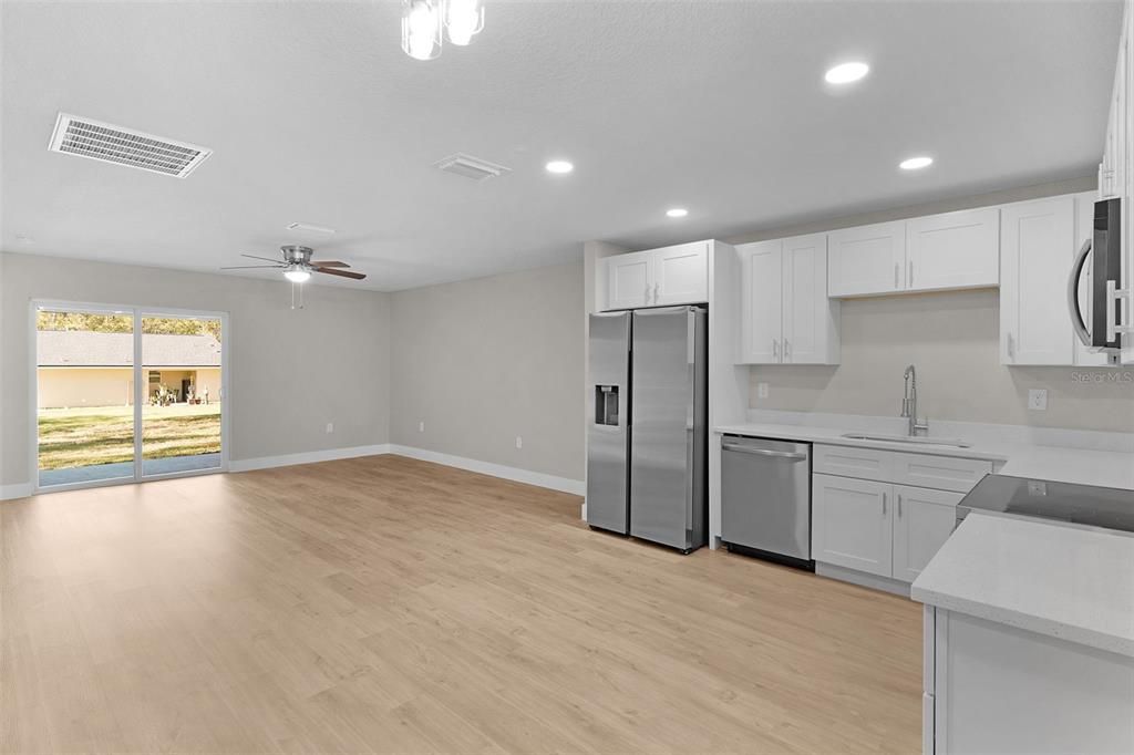 В аренду: $1,550 (3 спален, 2 ванн, 1191 Квадратных фут)