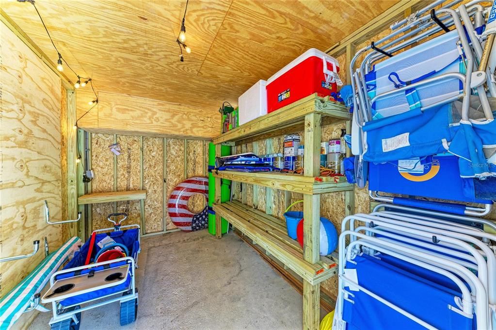 For Rent: $7,900 (2 beds, 2 baths, 1040 Square Feet)