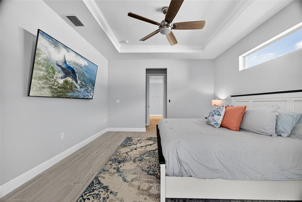 Activo con contrato: $735,000 (3 camas, 2 baños, 2068 Pies cuadrados)