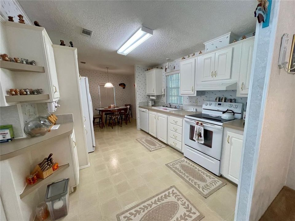 En Venta: $179,900 (3 camas, 2 baños, 1440 Pies cuadrados)