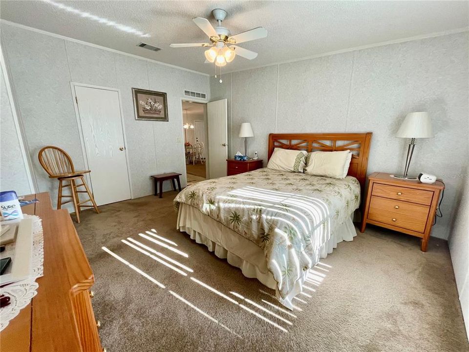 En Venta: $179,900 (3 camas, 2 baños, 1440 Pies cuadrados)