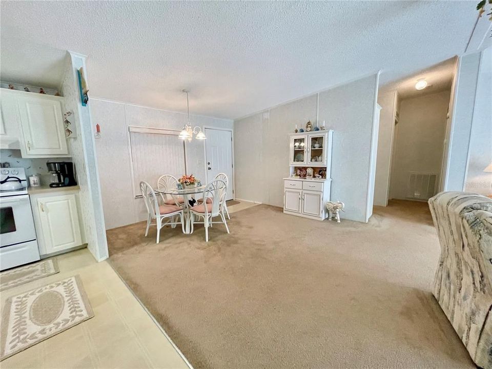 En Venta: $179,900 (3 camas, 2 baños, 1440 Pies cuadrados)