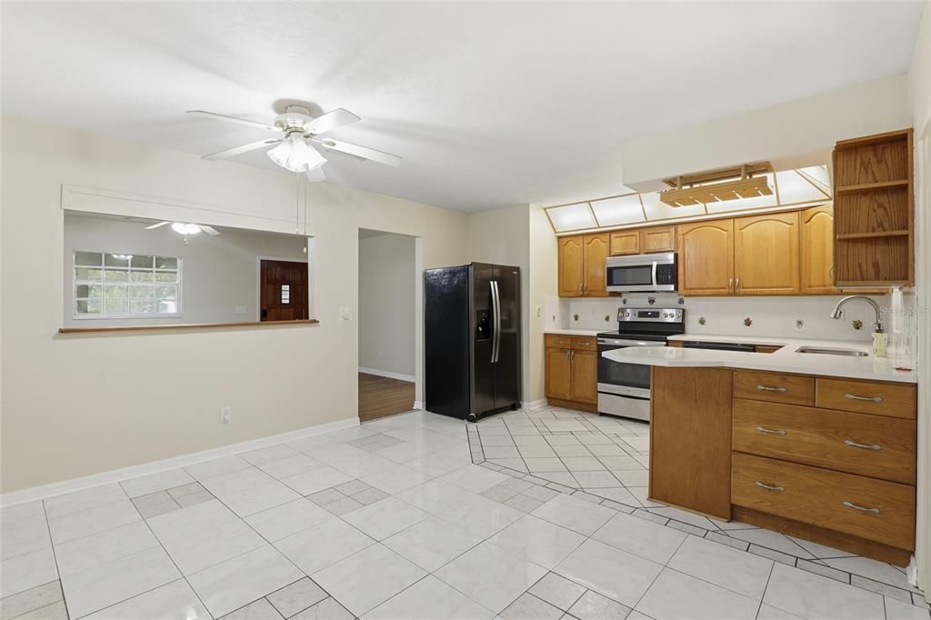 待售: $349,000 (3 贝兹, 2 浴室, 1456 平方英尺)