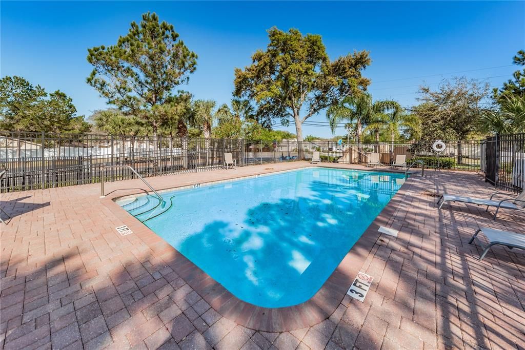 En Venta: $317,000 (3 camas, 2 baños, 2271 Pies cuadrados)