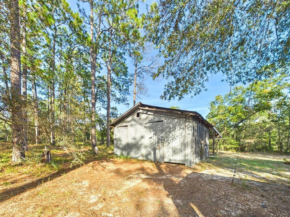 Под контрактом: $98,000 (2 спален, 1 ванн, 580 Квадратных фут)