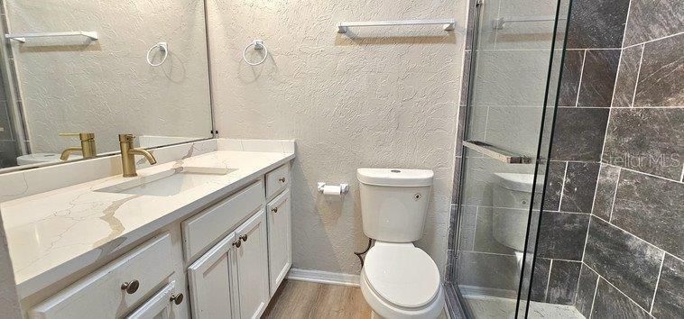 For Rent: $1,200 (1 beds, 1 baths, 680 Square Feet)