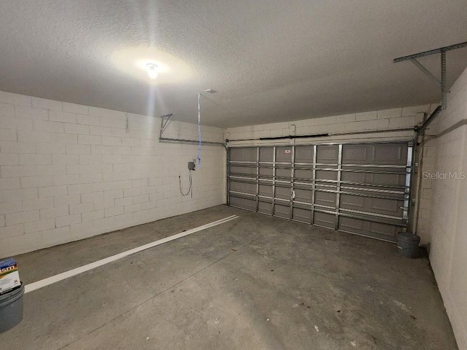 For Rent: $1,950 (3 beds, 2 baths, 1653 Square Feet)