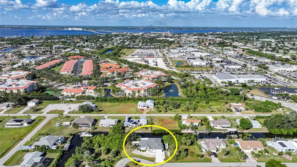 Activo con contrato: $400,000 (3 camas, 2 baños, 1821 Pies cuadrados)