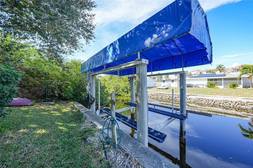 Activo con contrato: $400,000 (3 camas, 2 baños, 1821 Pies cuadrados)