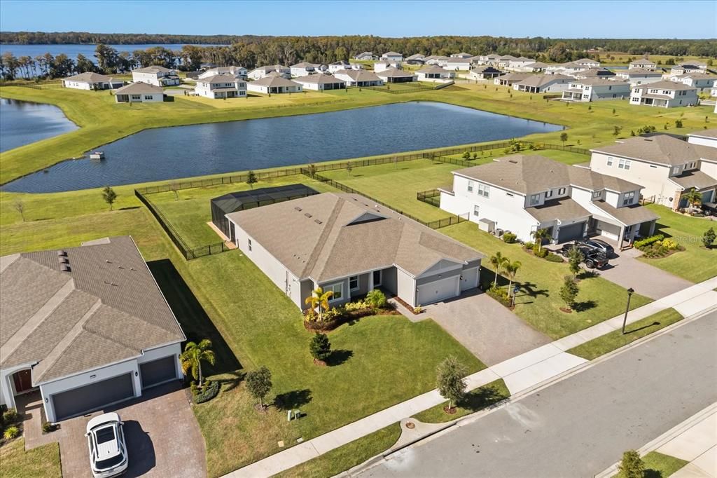 For Sale: $949,900 (4 beds, 3 baths, 3040 Square Feet)