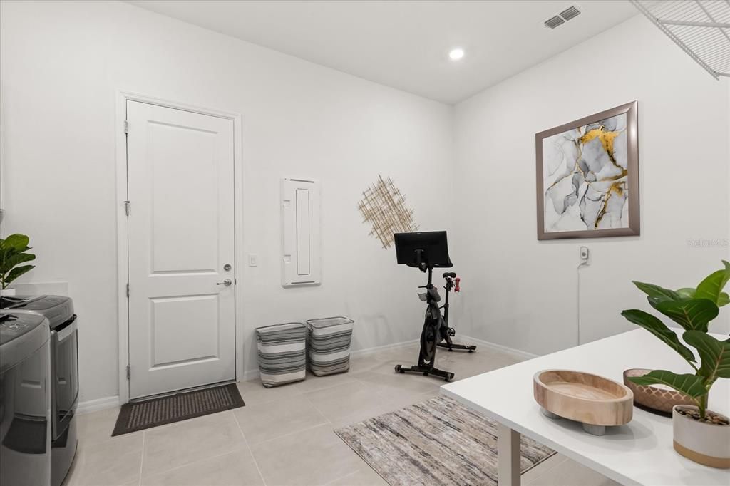 For Sale: $949,900 (4 beds, 3 baths, 3040 Square Feet)