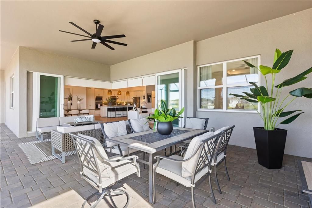 For Sale: $949,900 (4 beds, 3 baths, 3040 Square Feet)