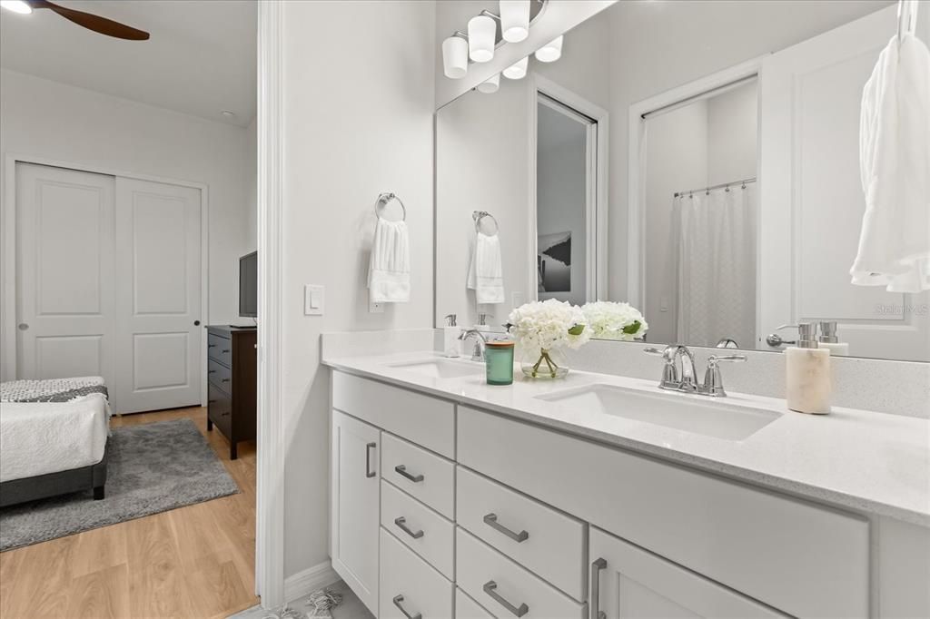 For Sale: $949,900 (4 beds, 3 baths, 3040 Square Feet)