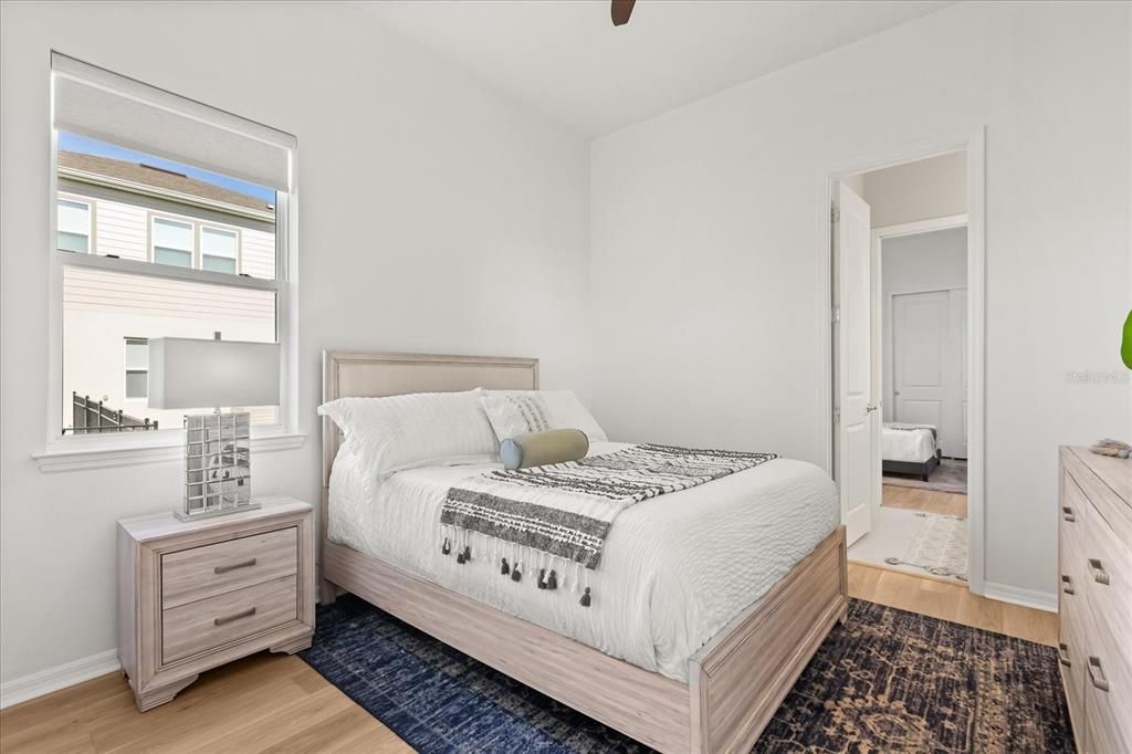 For Sale: $949,900 (4 beds, 3 baths, 3040 Square Feet)