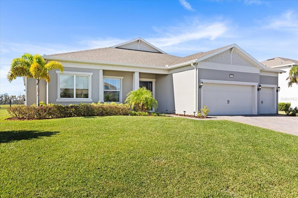 For Sale: $949,900 (4 beds, 3 baths, 3040 Square Feet)