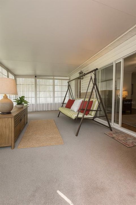 На продажу: $298,000 (3 спален, 2 ванн, 1980 Квадратных фут)