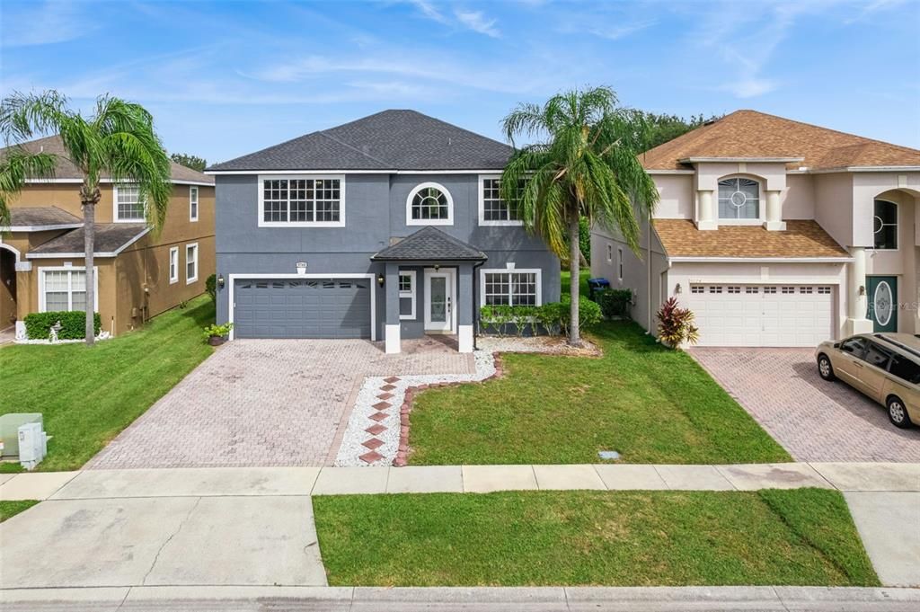 En Venta: $559,000 (4 camas, 2 baños, 2578 Pies cuadrados)