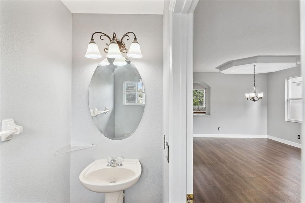 En Venta: $559,000 (4 camas, 2 baños, 2578 Pies cuadrados)